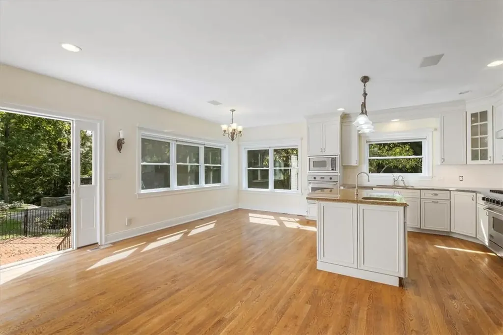 3 North Lane Katonah NY 10536