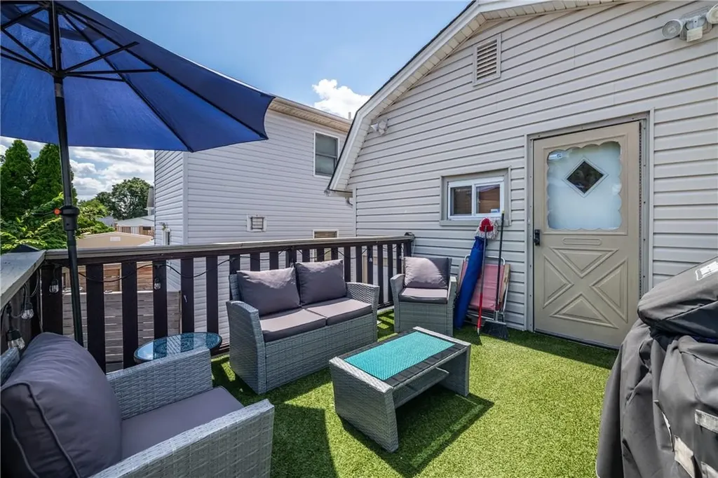 3258 Glennon Place Bronx NY 10465