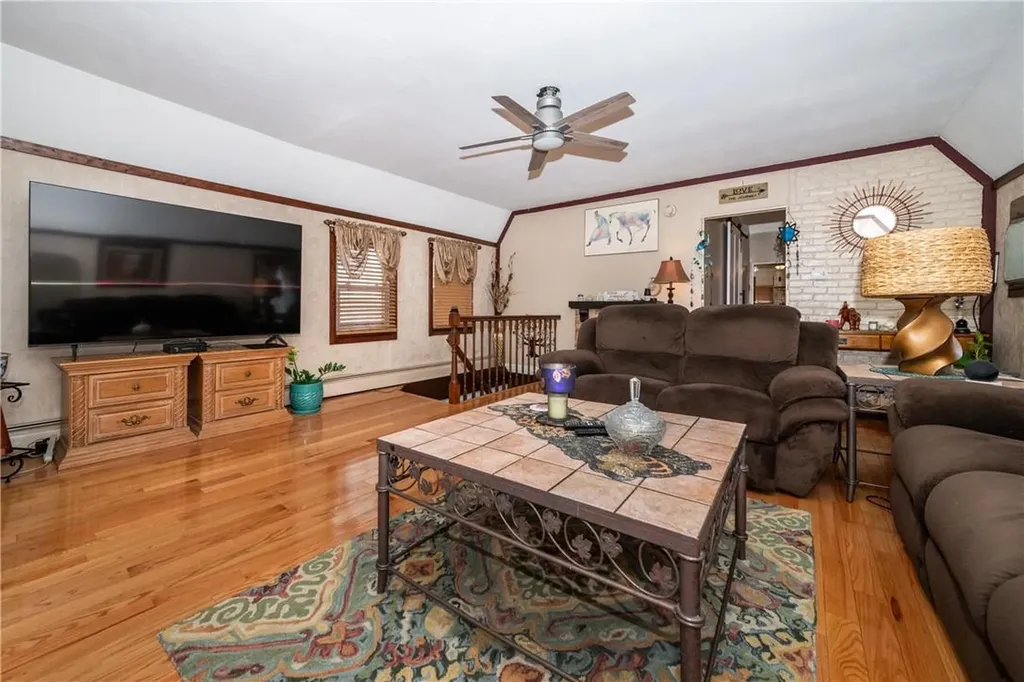 3258 Glennon Place Bronx NY 10465
