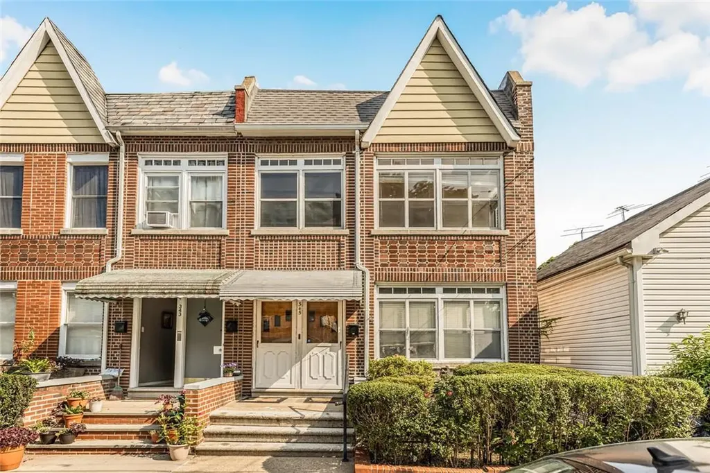 345 East 238th Street Bronx NY 10470