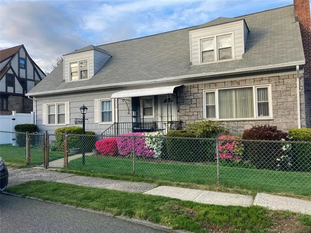 40 Staunton Street Yonkers NY 10704
