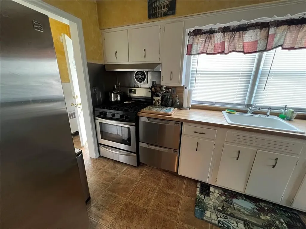 40 Staunton Street Yonkers NY 10704