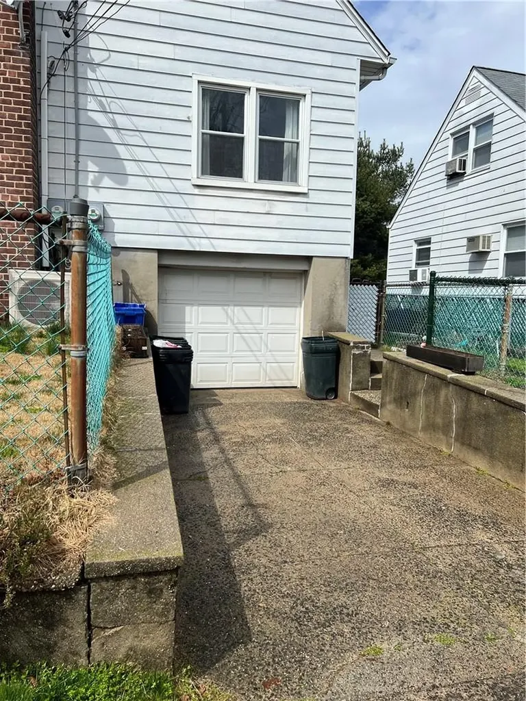 40 Staunton Street Yonkers NY 10704