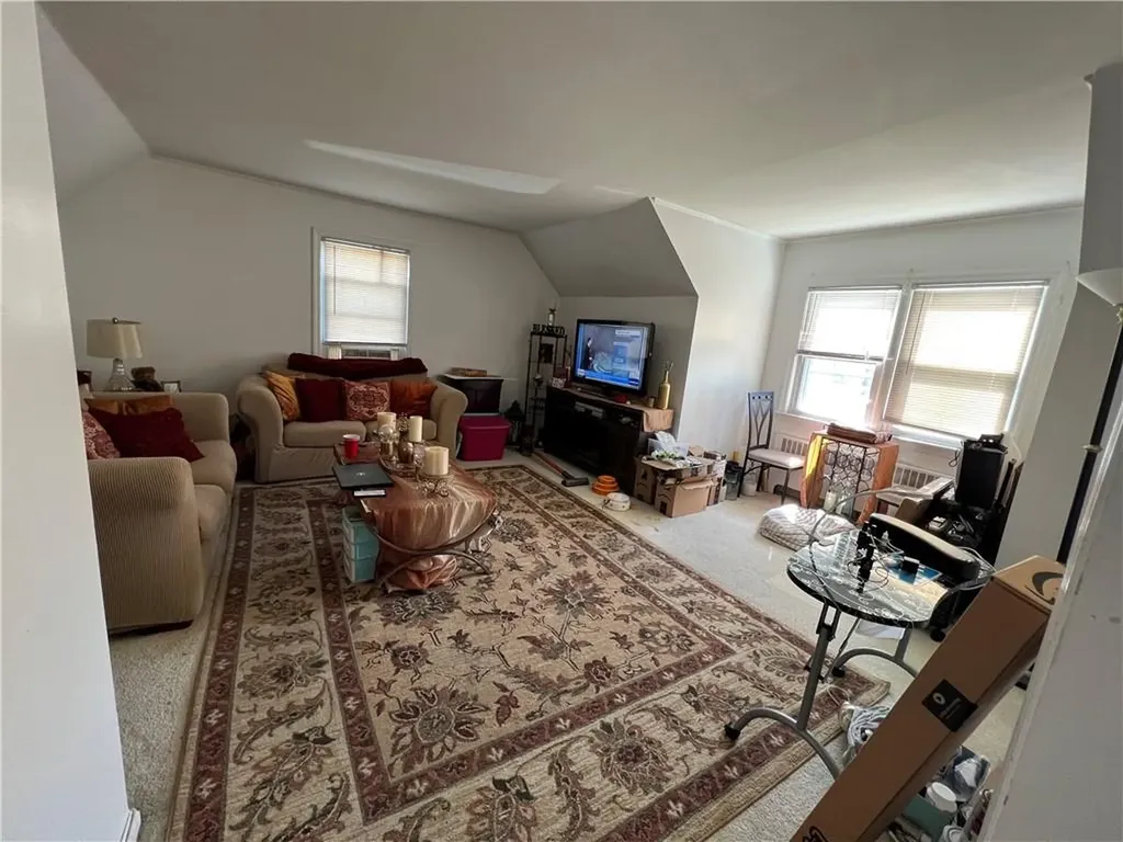 40 Staunton Street Yonkers NY 10704