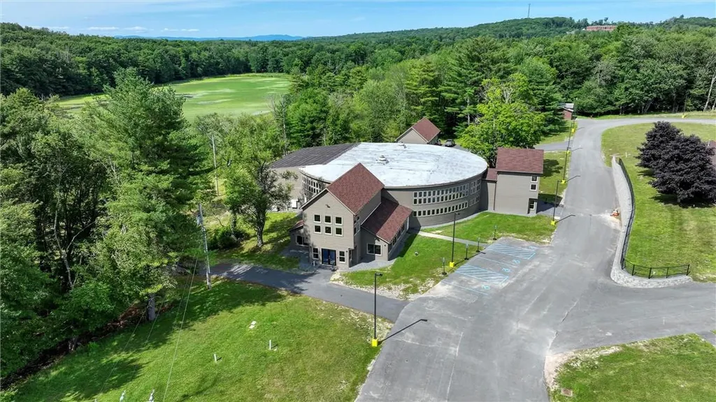 68 Pebble Path Rock Hill NY 12775