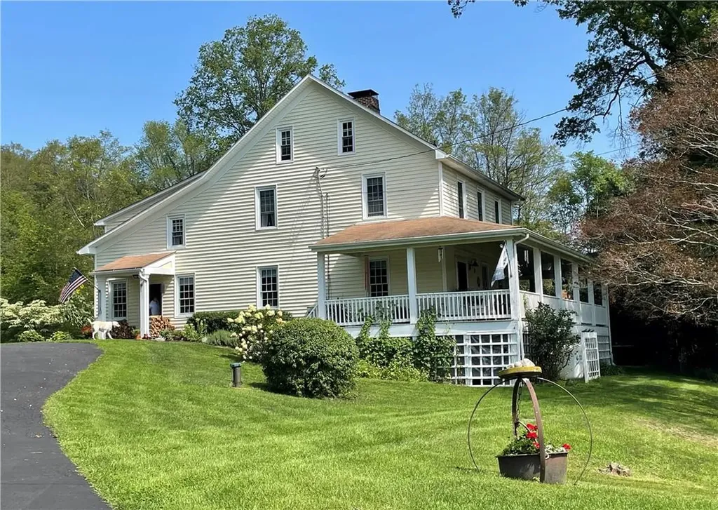 10 Bowman Lane Walden NY 12586