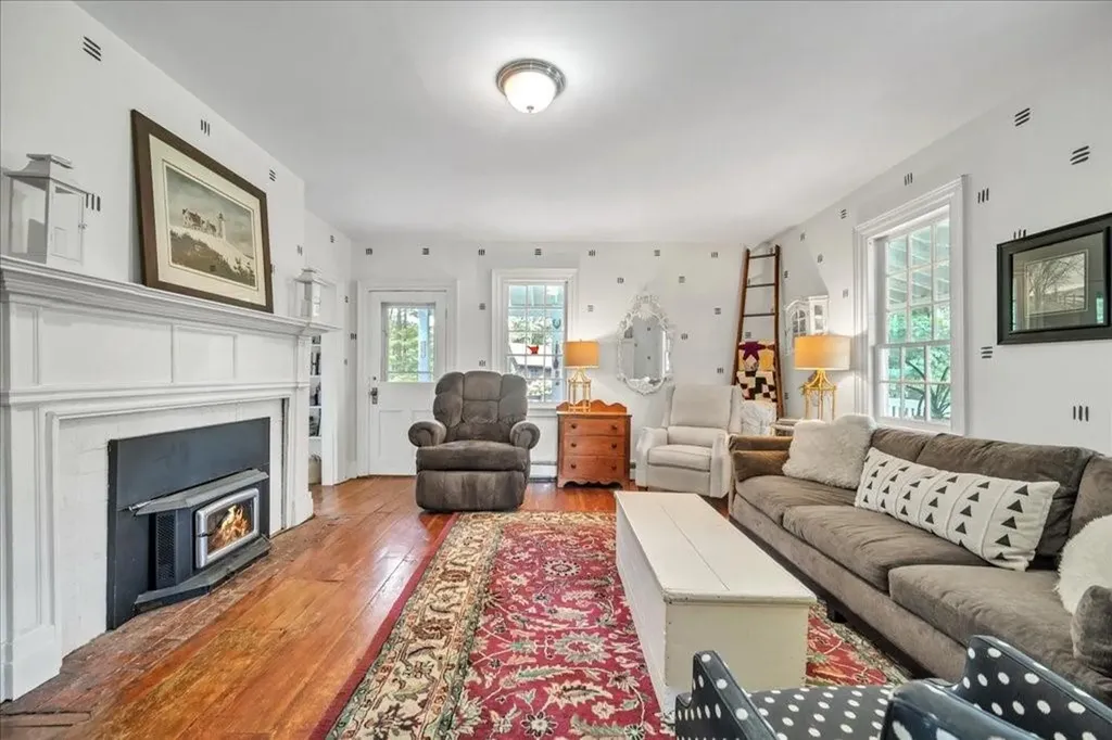 10 Bowman Lane Walden NY 12586