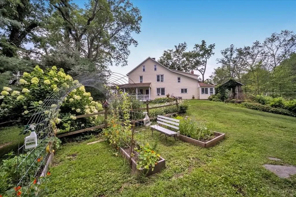 10 Bowman Lane Walden NY 12586