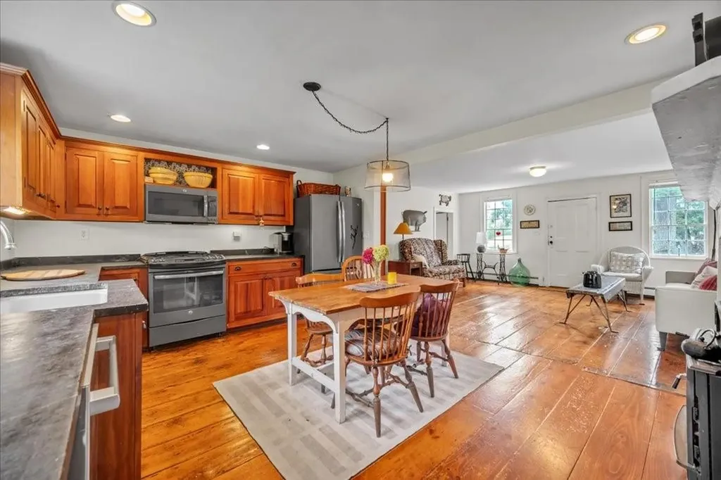 10 Bowman Lane Walden NY 12586