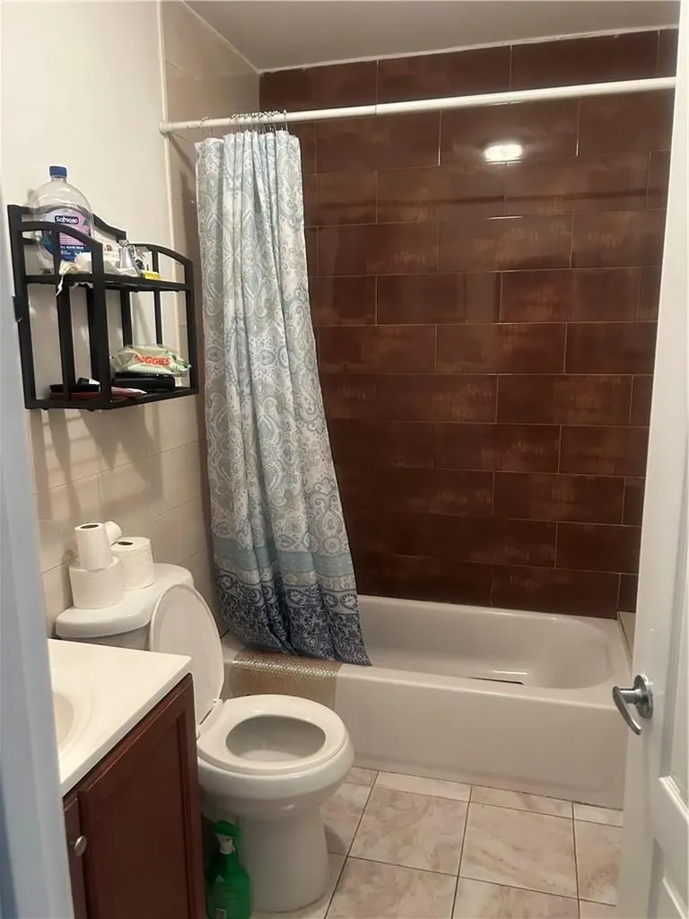 1107 Adee Avenue Bronx NY 10469