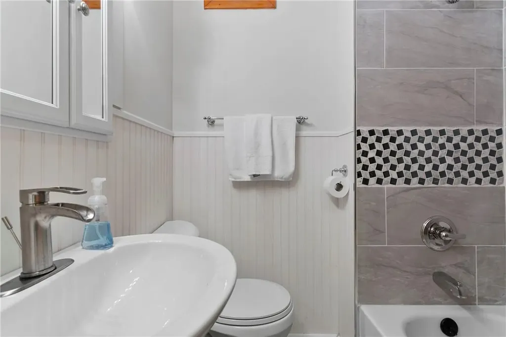 5 Summit Road Mahopac NY 10541