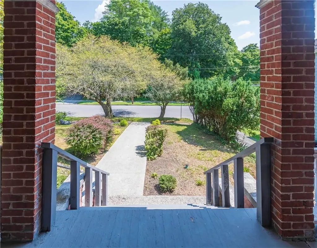 113 S Hamilton Street Poughkeepsie NY 12601