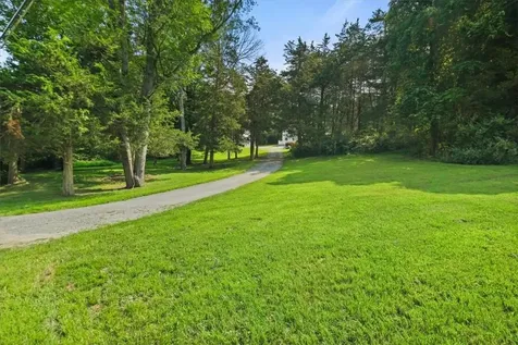 184 Beach Road Poughquag NY 12570