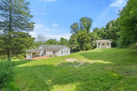 184 Beach Road Poughquag NY 12570