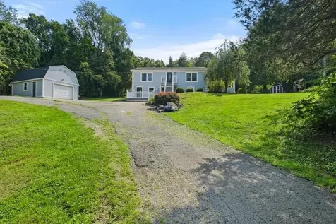 184 Beach Road Poughquag NY 12570