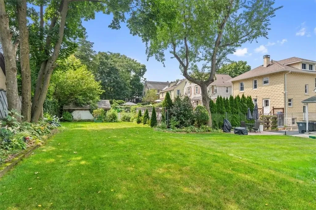49 Grant Avenue White Plains NY 10603