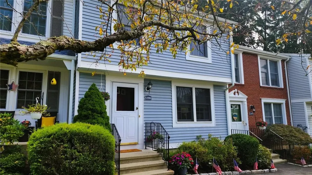 1306 Kings Way Carmel NY 10512