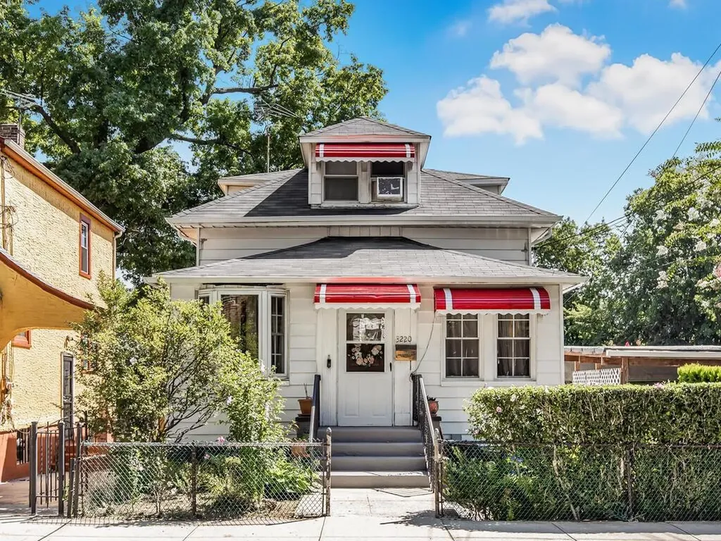 3220 Mickle Avenue Bronx NY 10469