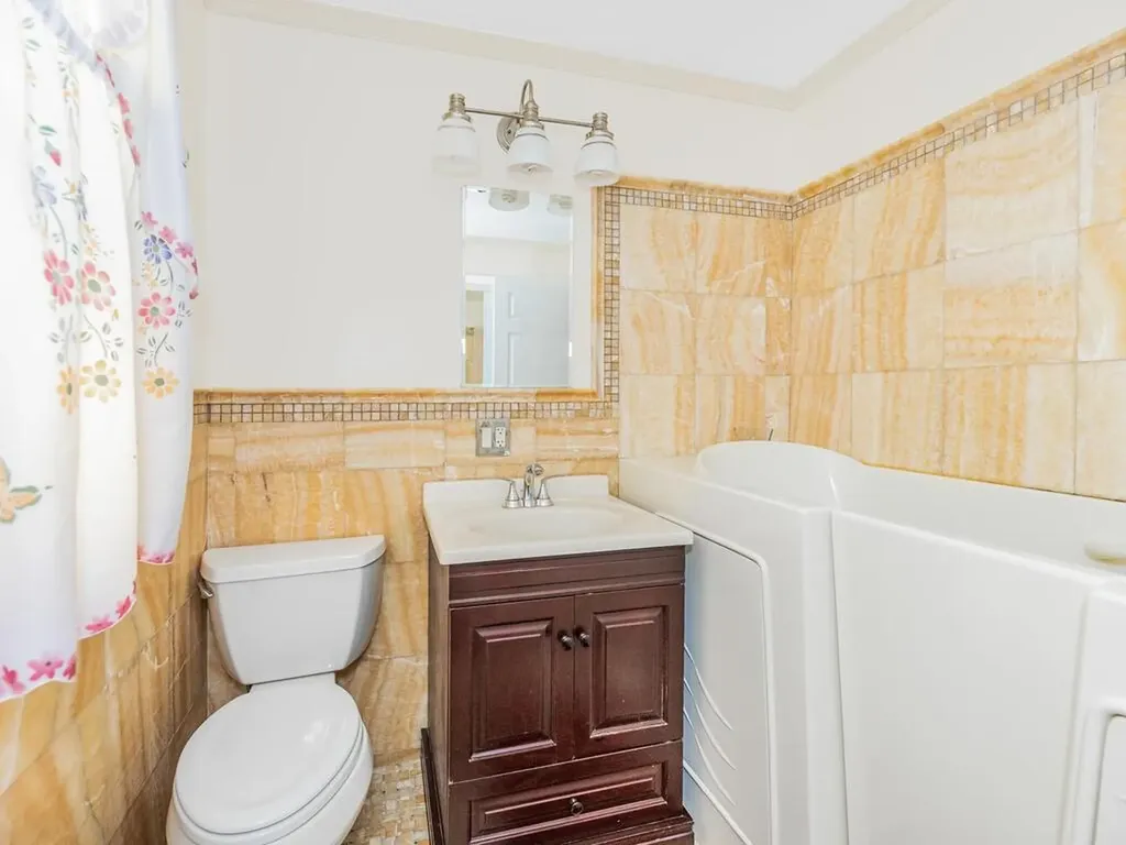 3220 Mickle Avenue Bronx NY 10469