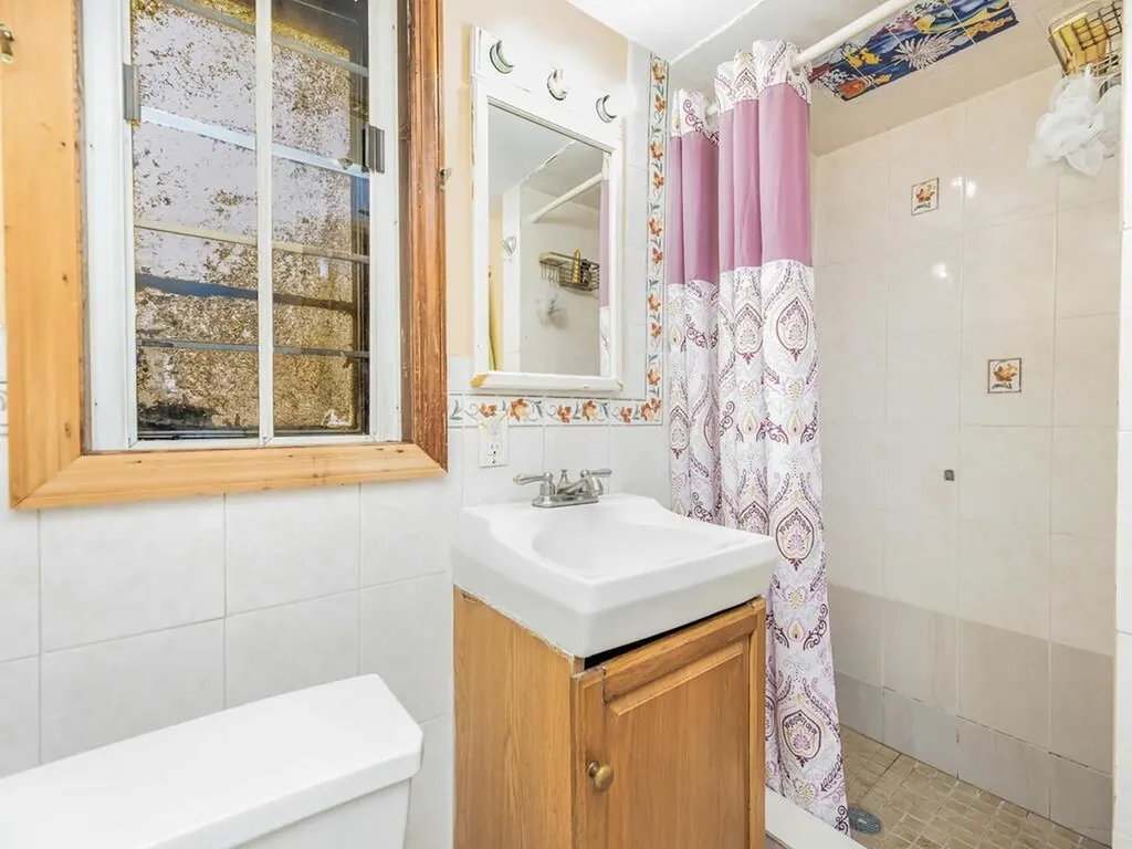 3220 Mickle Avenue Bronx NY 10469