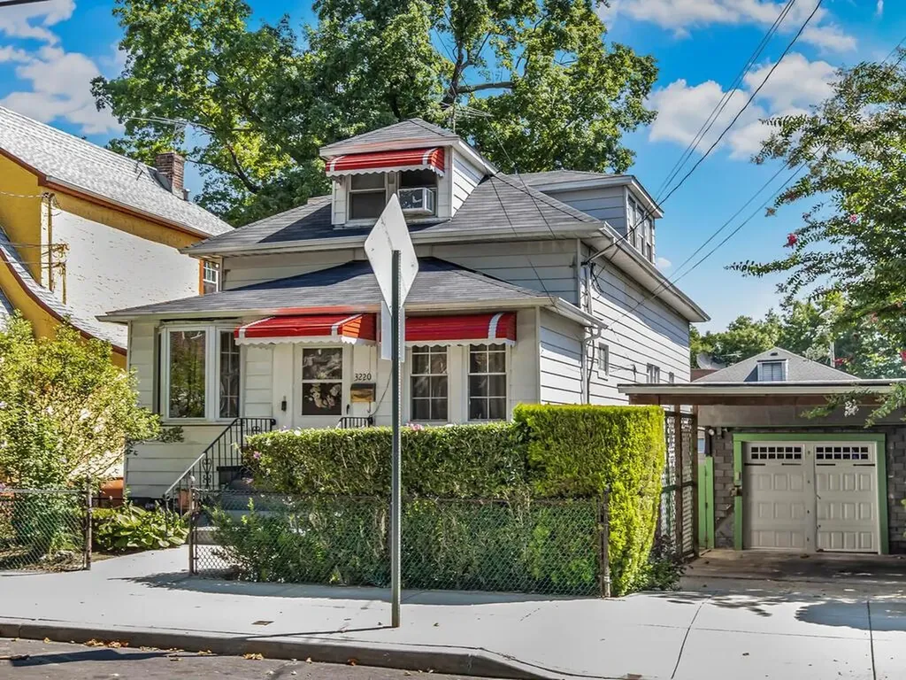 3220 Mickle Avenue Bronx NY 10469