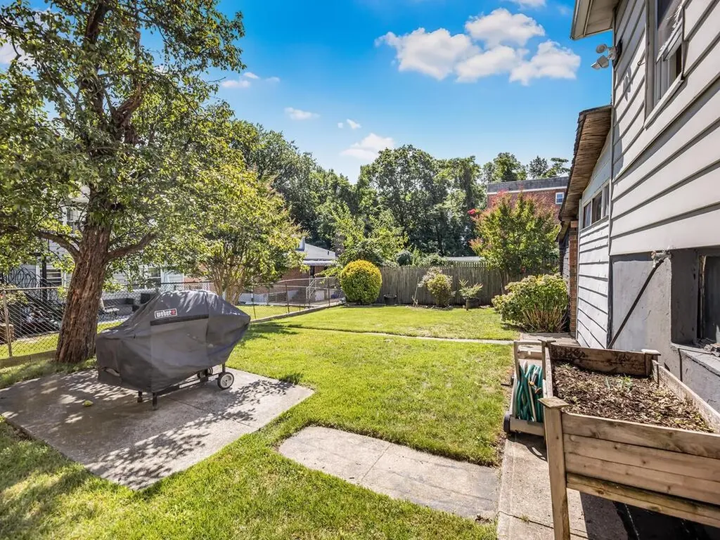 3220 Mickle Avenue Bronx NY 10469