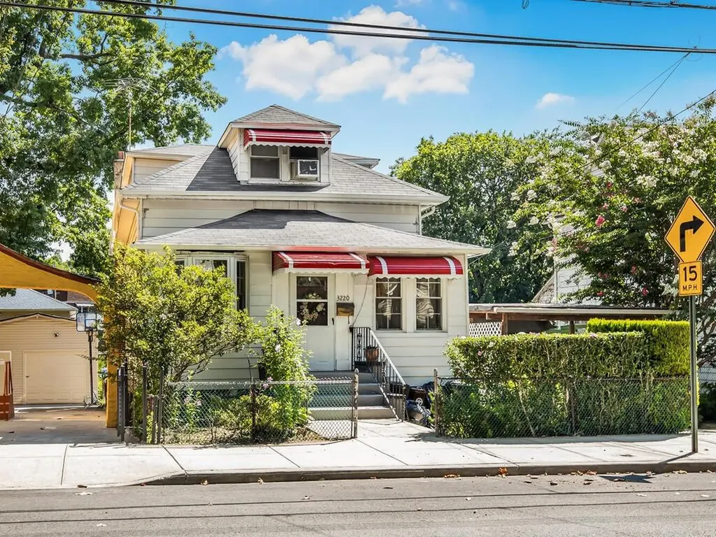 3220 Mickle Avenue Bronx NY 10469