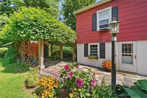 22 Harding Avenue Valhalla NY 10595