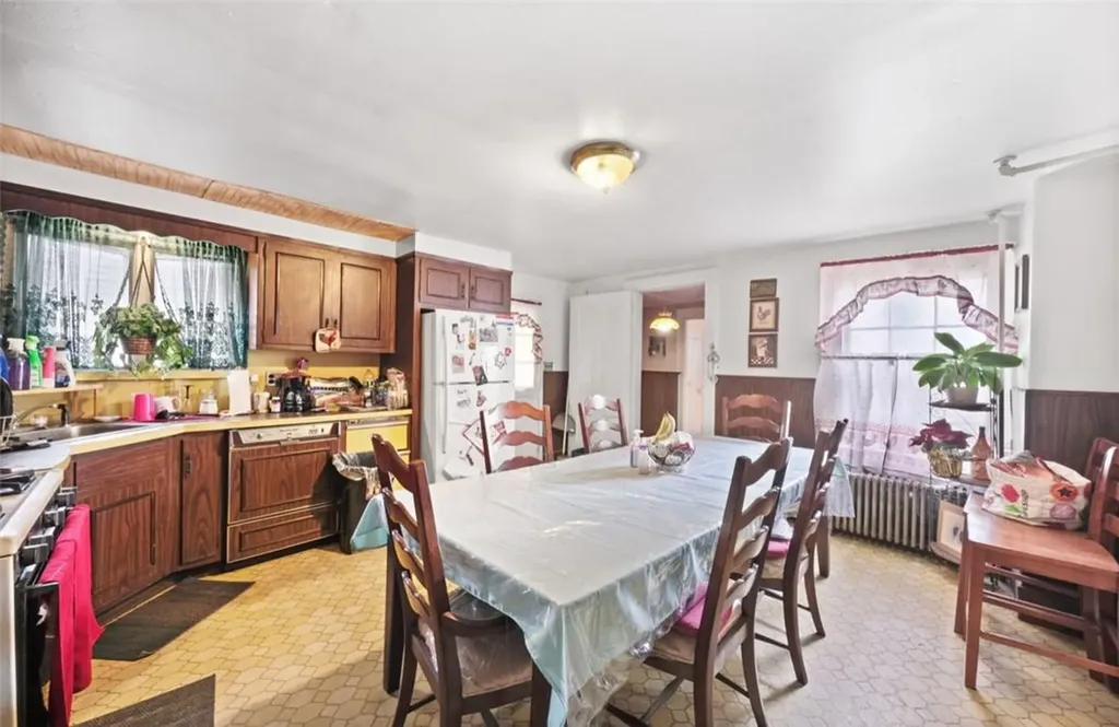 83 Montgomery Street Poughkeepsie NY 12601
