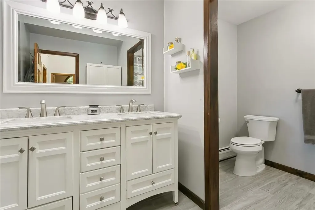 207 Van Houten Fields West Nyack NY 10994