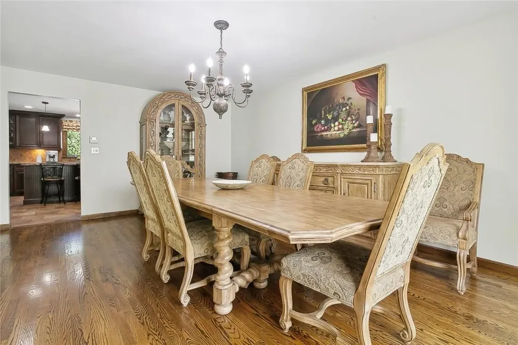 207 Van Houten Fields West Nyack NY 10994