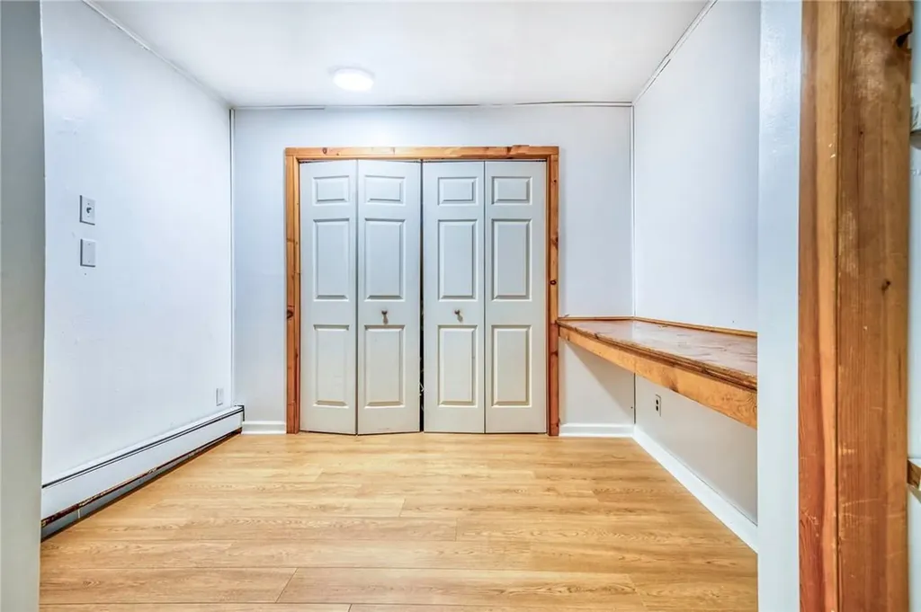 15 Cook Lane Gardiner NY 12525