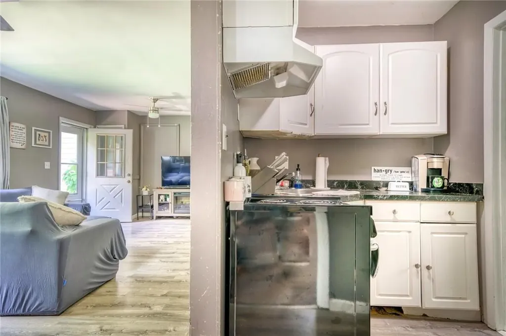 15 Cook Lane Gardiner NY 12525