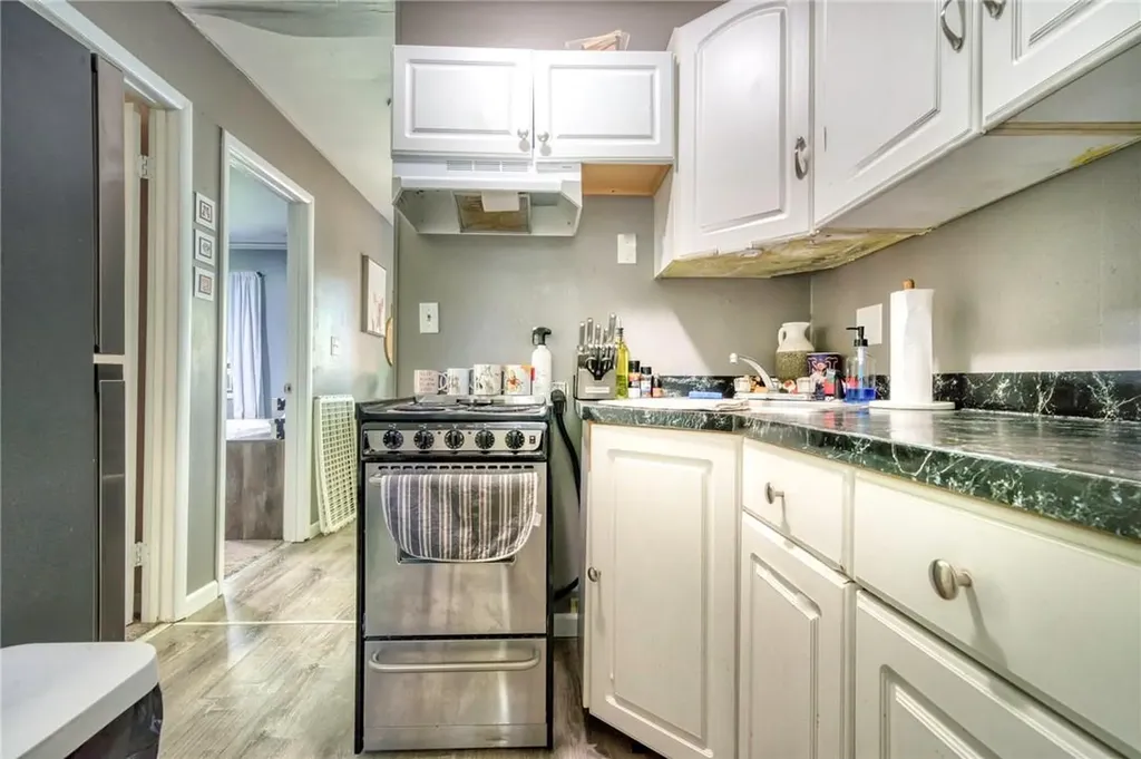 15 Cook Lane Gardiner NY 12525