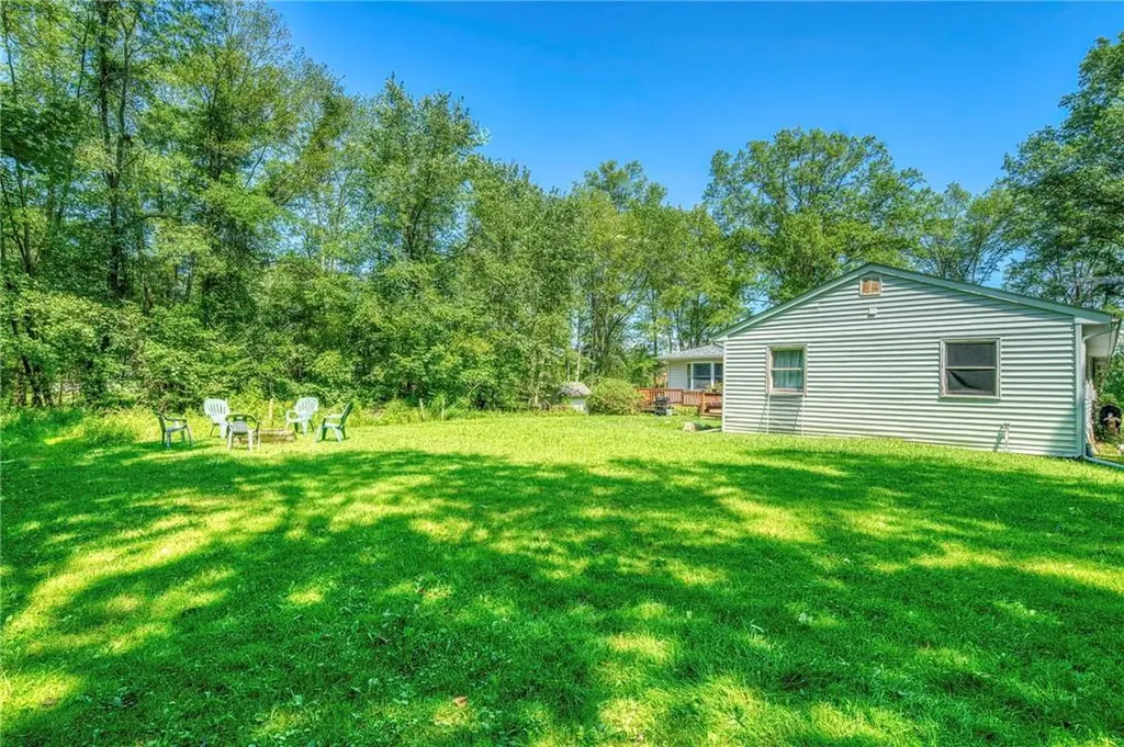 15 Cook Lane Gardiner NY 12525