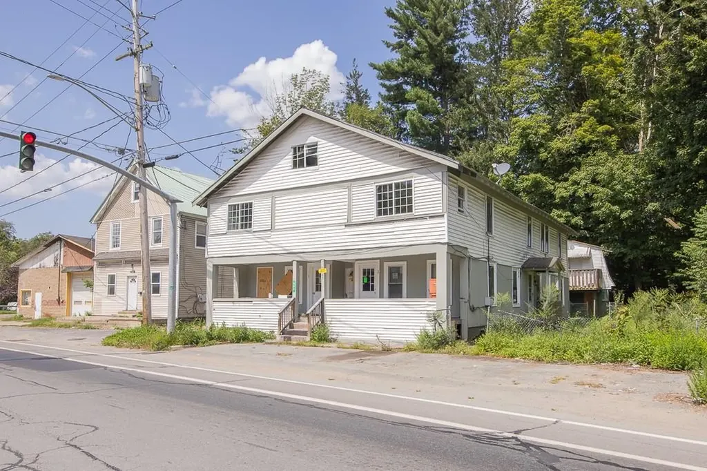 404 State Route 52 Woodbourne NY 12788