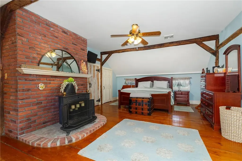 1199 State Route 208 Wallkill NY 12589