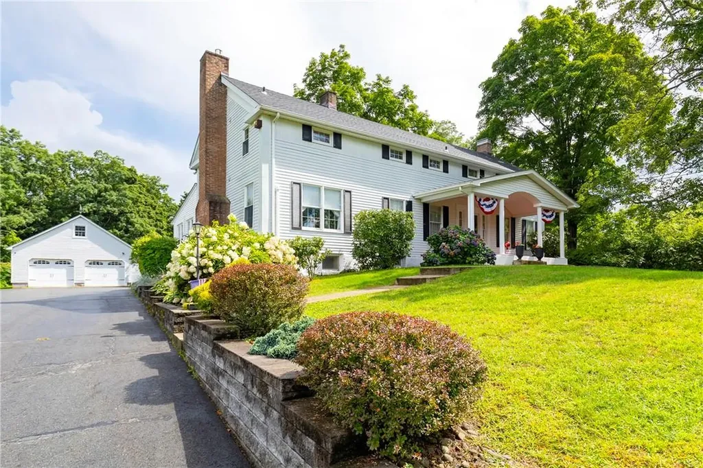 1199 State Route 208 Wallkill NY 12589