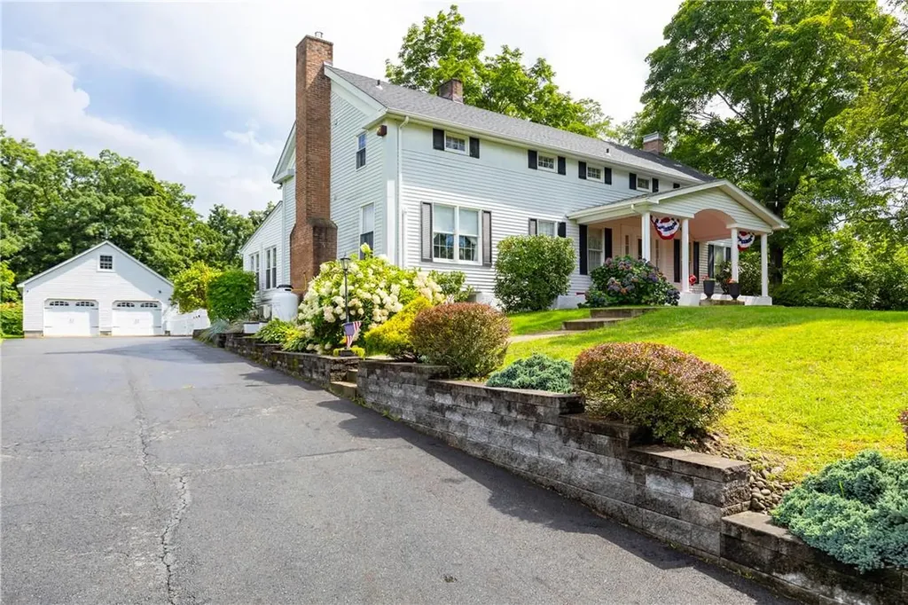 1199 State Route 208 Wallkill NY 12589