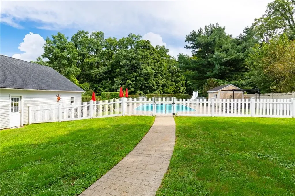 1199 State Route 208 Wallkill NY 12589