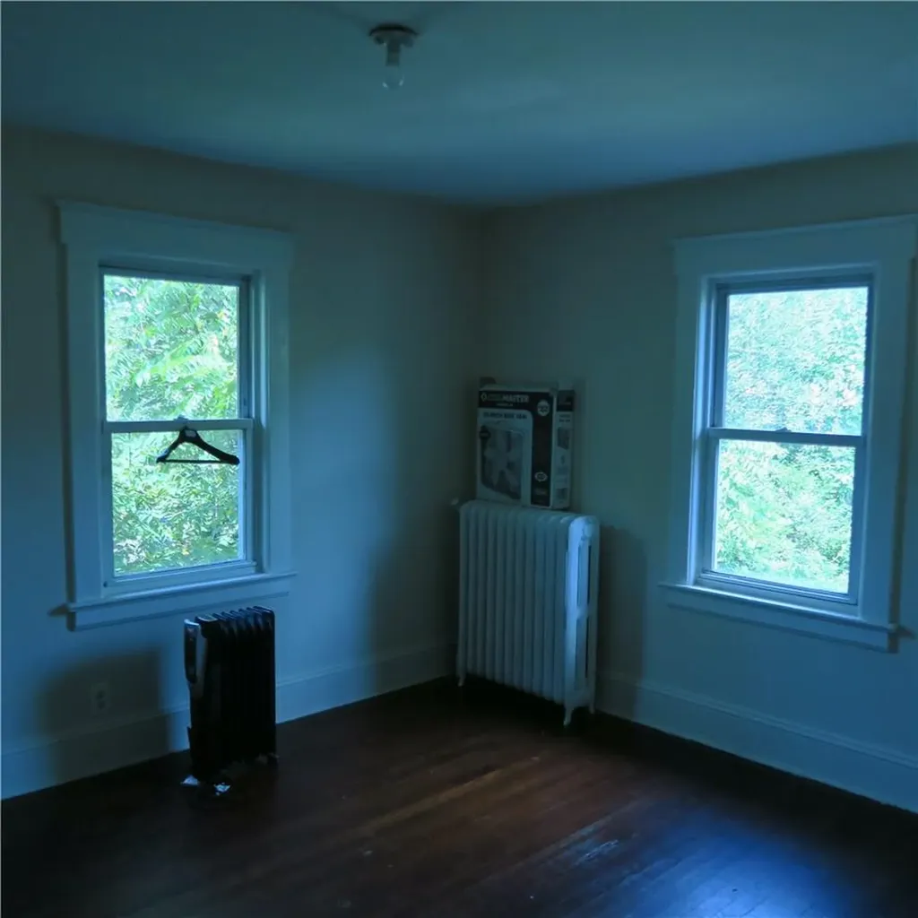 26 Orchard Street Spring Valley NY 10977
