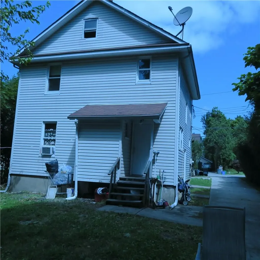 26 Orchard Street Spring Valley NY 10977