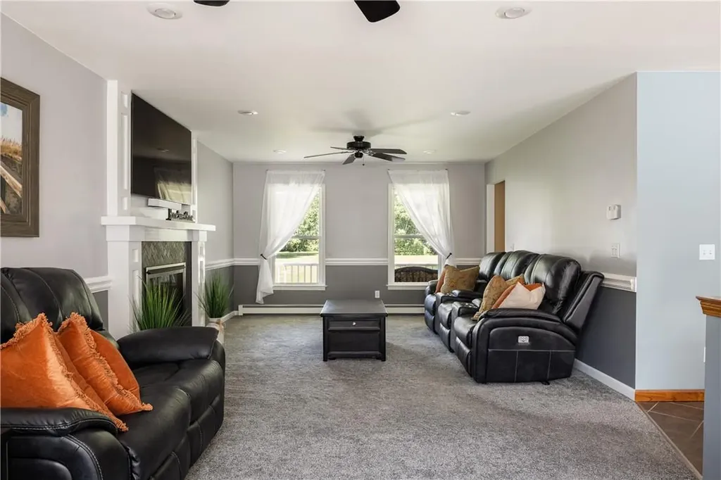 8 Zipser Lane Red Hook NY 12571
