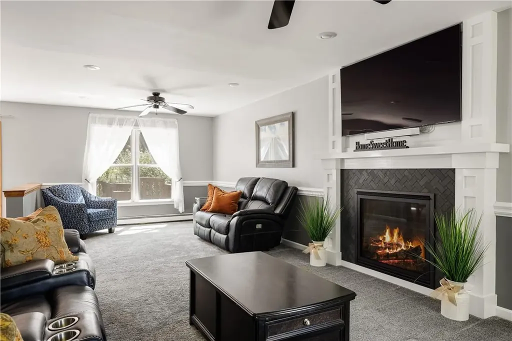 8 Zipser Lane Red Hook NY 12571