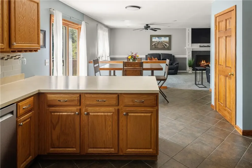 8 Zipser Lane Red Hook NY 12571