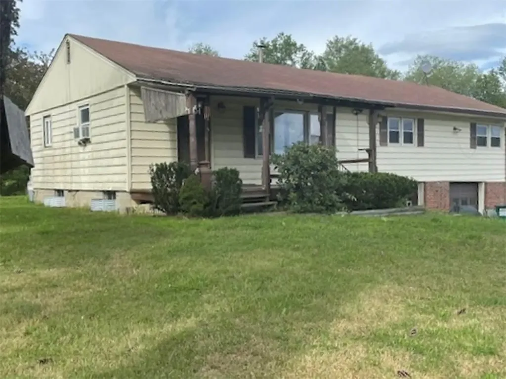 1142 Bruyn Turnpike Pine Bush NY 12566
