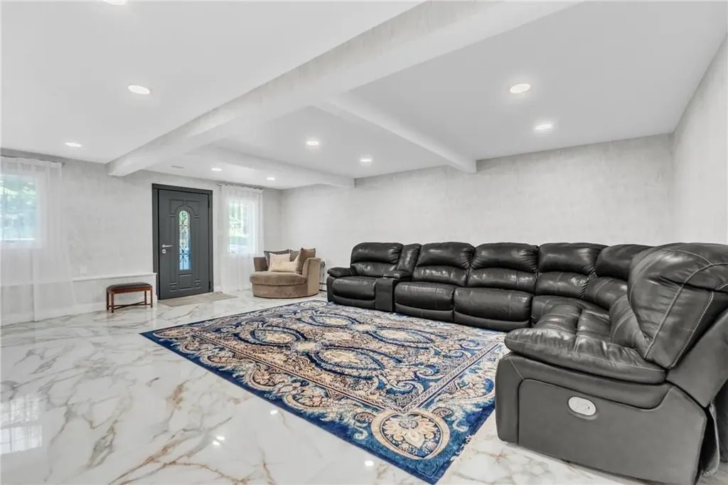 237 Germonds Road West Nyack NY 10994