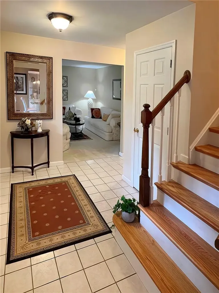 60 Rose Ann Lane Chester NY 10918