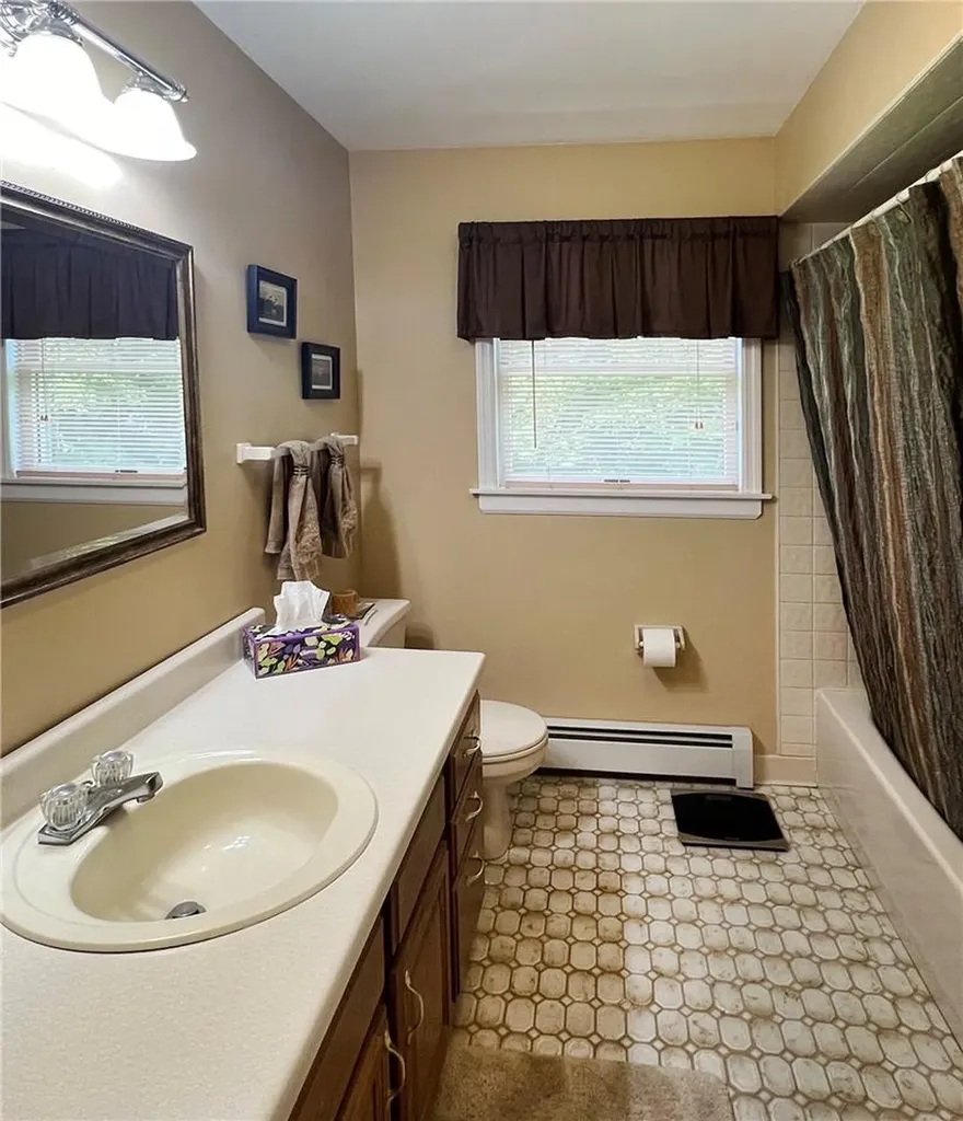 60 Rose Ann Lane Chester NY 10918