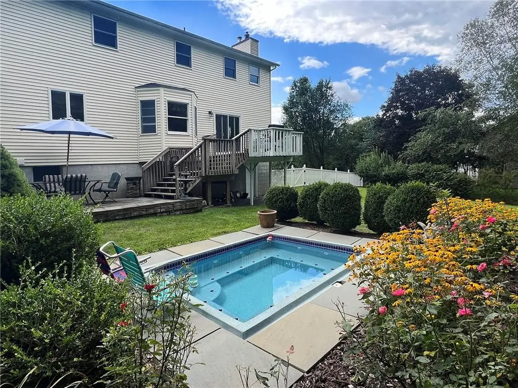 60 Rose Ann Lane Chester NY 10918